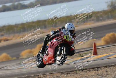 media/Dec-18-2022-SoCal Trackdays (Sun) [[8099a50955]]/Turn 14 (940am)/